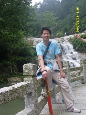 韩磊的个人照片